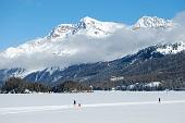 23 - passaggio sul lago di fronte a Chastè